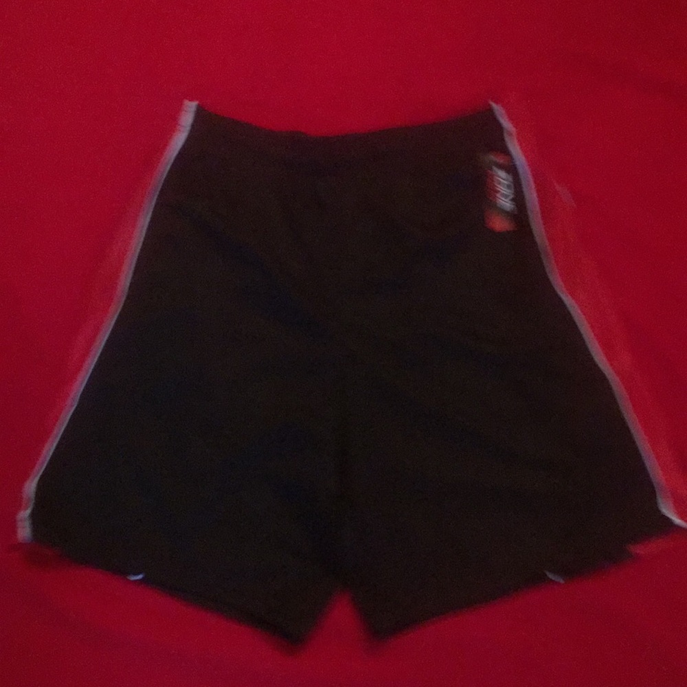 Jogging Shorts - Picture 2 of 4